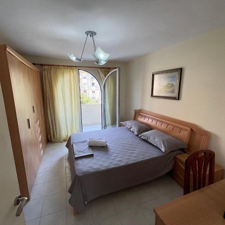Tirana Flora Center Apartment Екстер'єр фото
