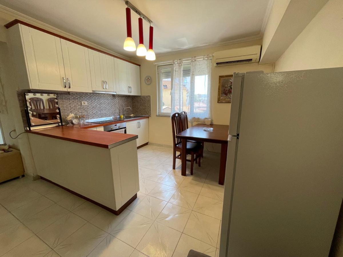 Tirana Flora Center Apartment Екстер'єр фото