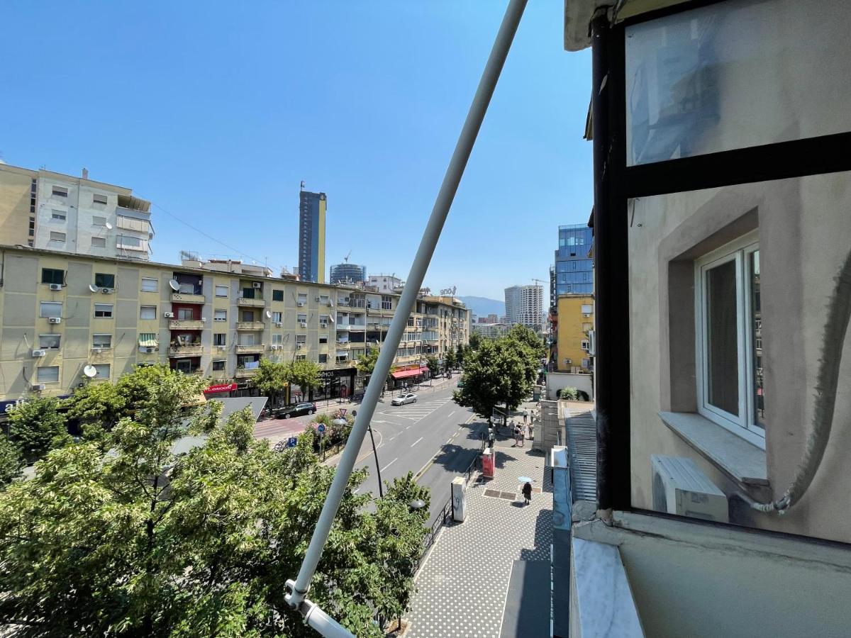 Tirana Flora Center Apartment Екстер'єр фото