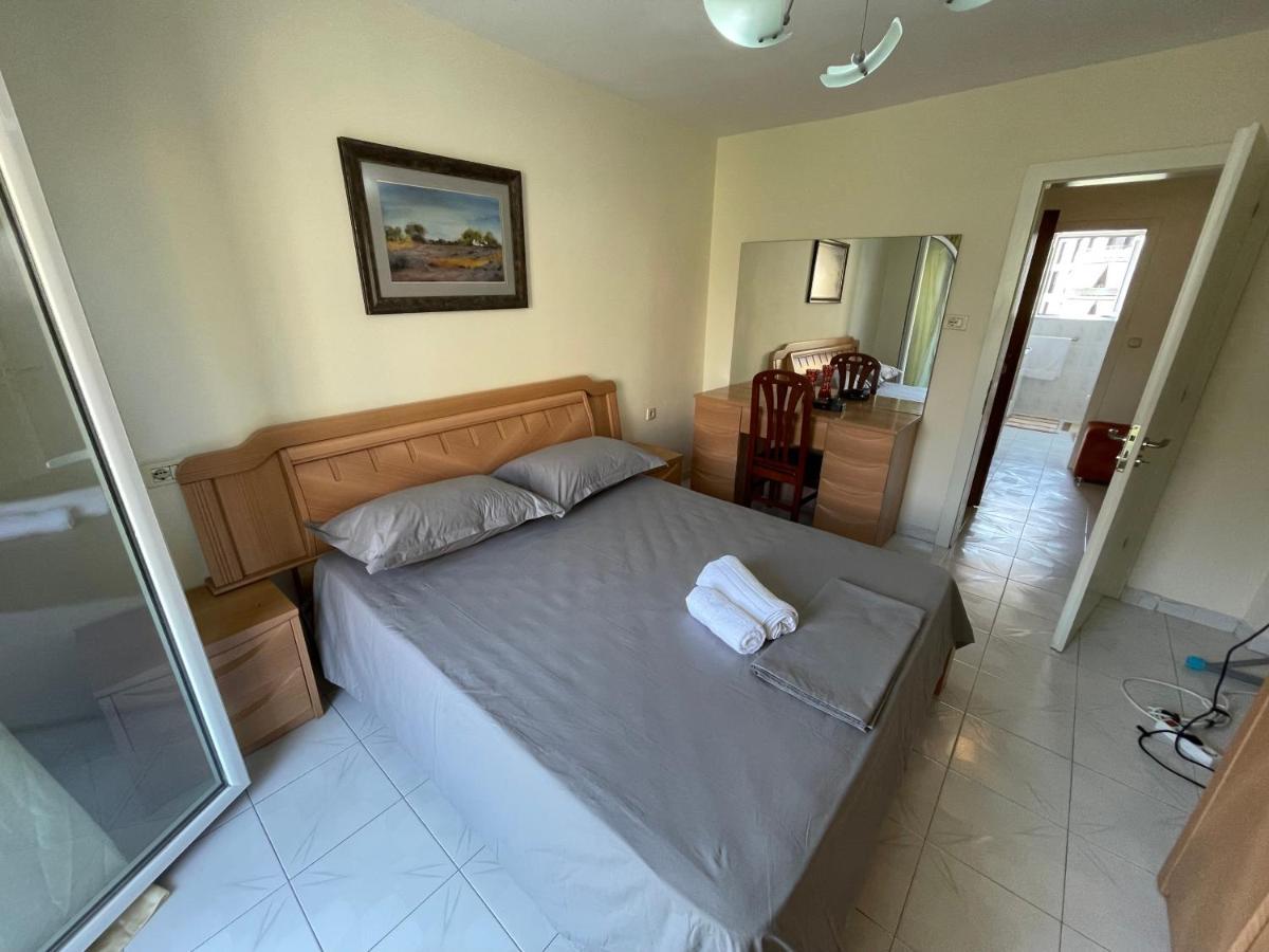 Tirana Flora Center Apartment Екстер'єр фото