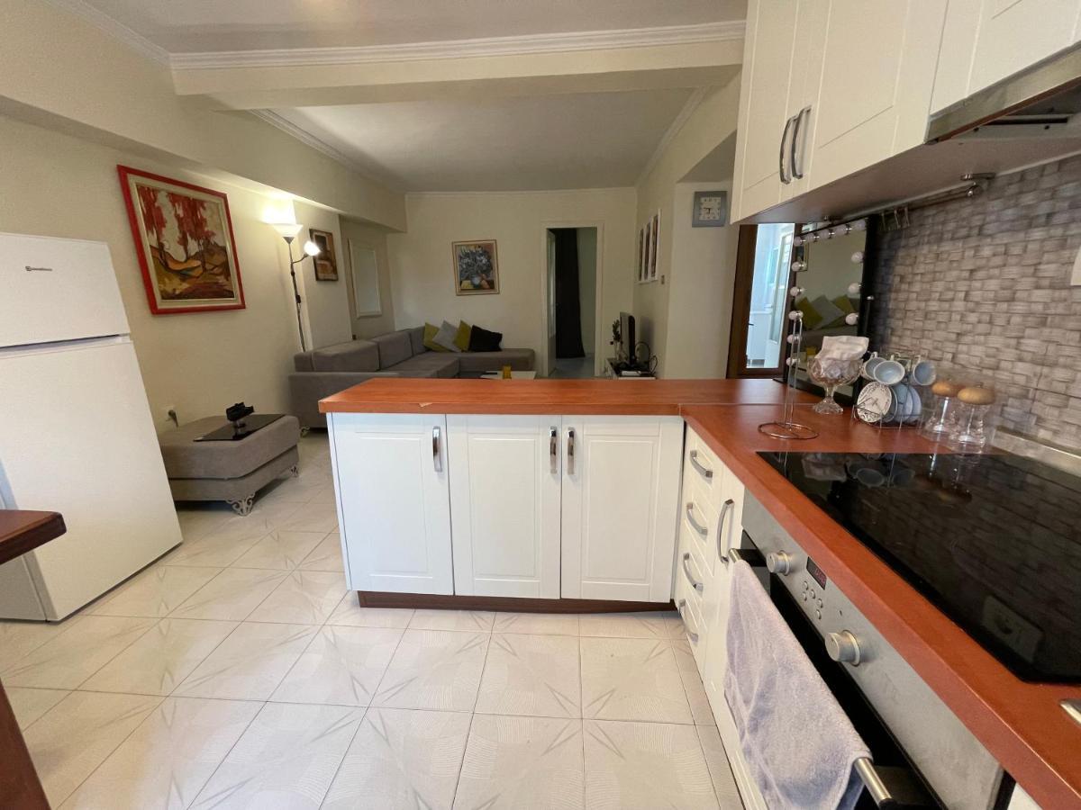 Tirana Flora Center Apartment Екстер'єр фото